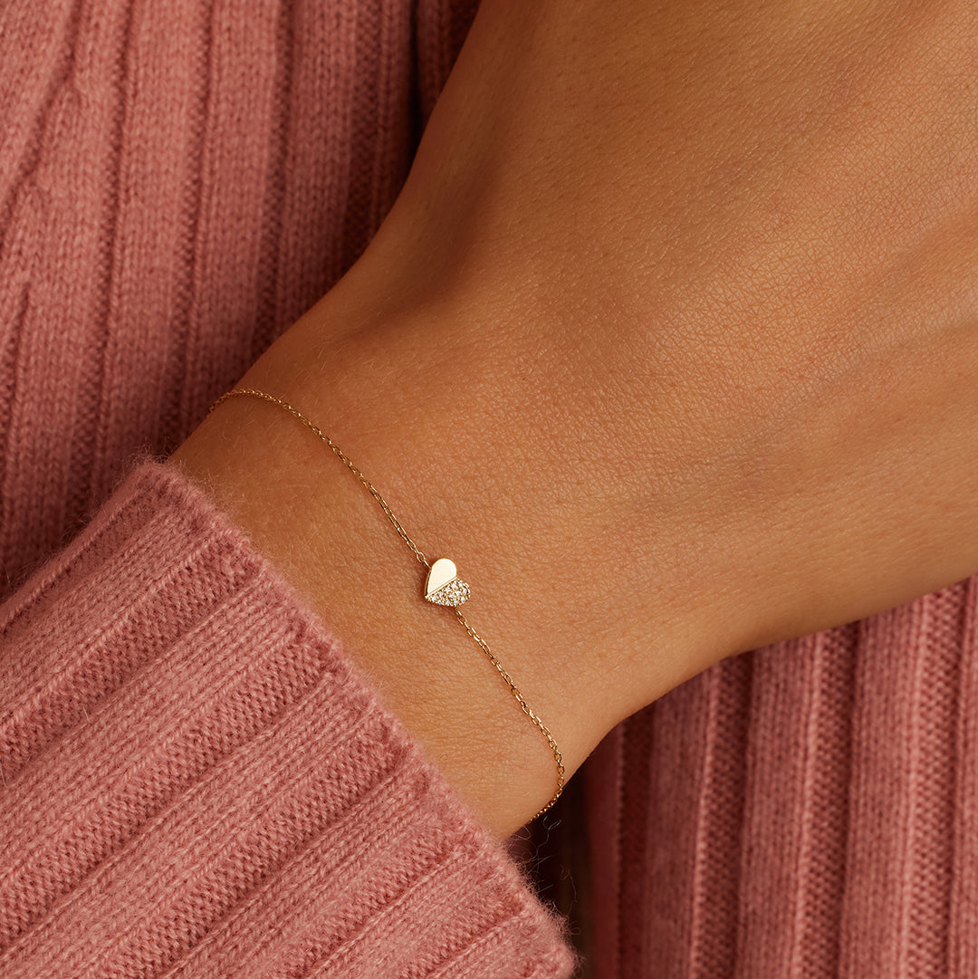 0.036 TCW Round Moissanite Heart Bracelet