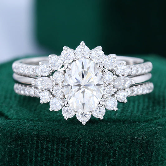 1.33 CT Oval Cluster Moissanite Bridal Set