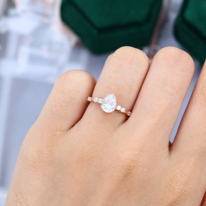 1 CT Pear Cluster Moissanite Engagement Ring