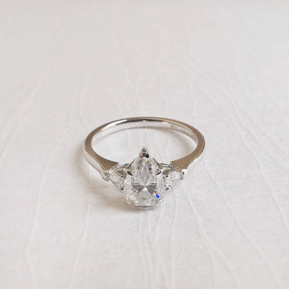 1.5 CT Pear Three Stone Moissanite Engagement Ring