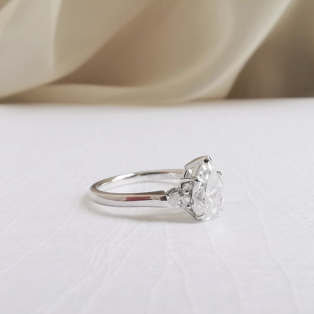 1.5 CT Pear Three Stone Moissanite Engagement Ring