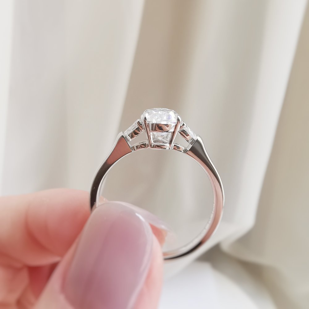 1.5 CT Pear Three Stone Moissanite Engagement Ring