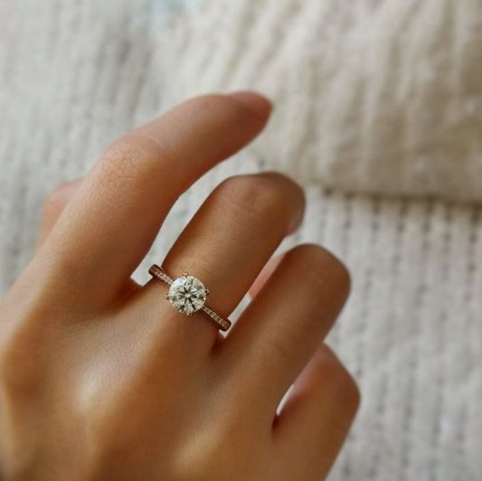 1 CT Round Pave Moissanite Engagement Ring