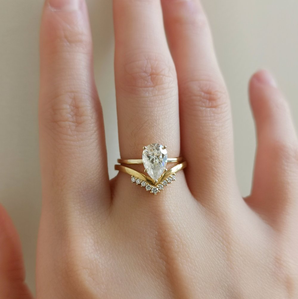 1.36 CT Pear Solitaire Moissanite Engagement Ring