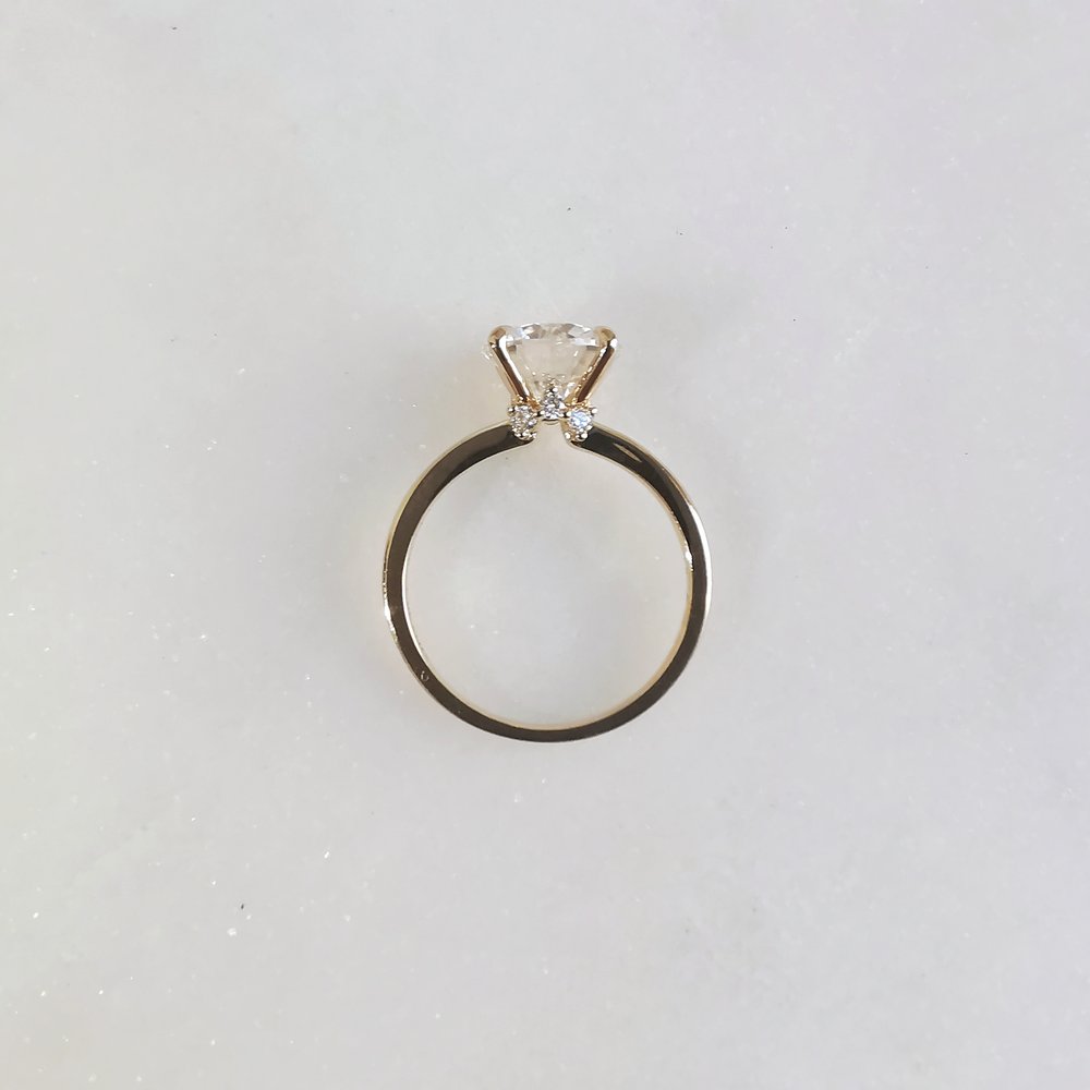 2.5 CT Round Hidden Halo Moissanite Engagement Ring