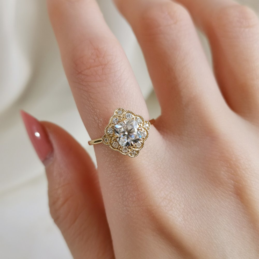 1 CT Cushion Vintage Halo Moissanite Engagement Ring