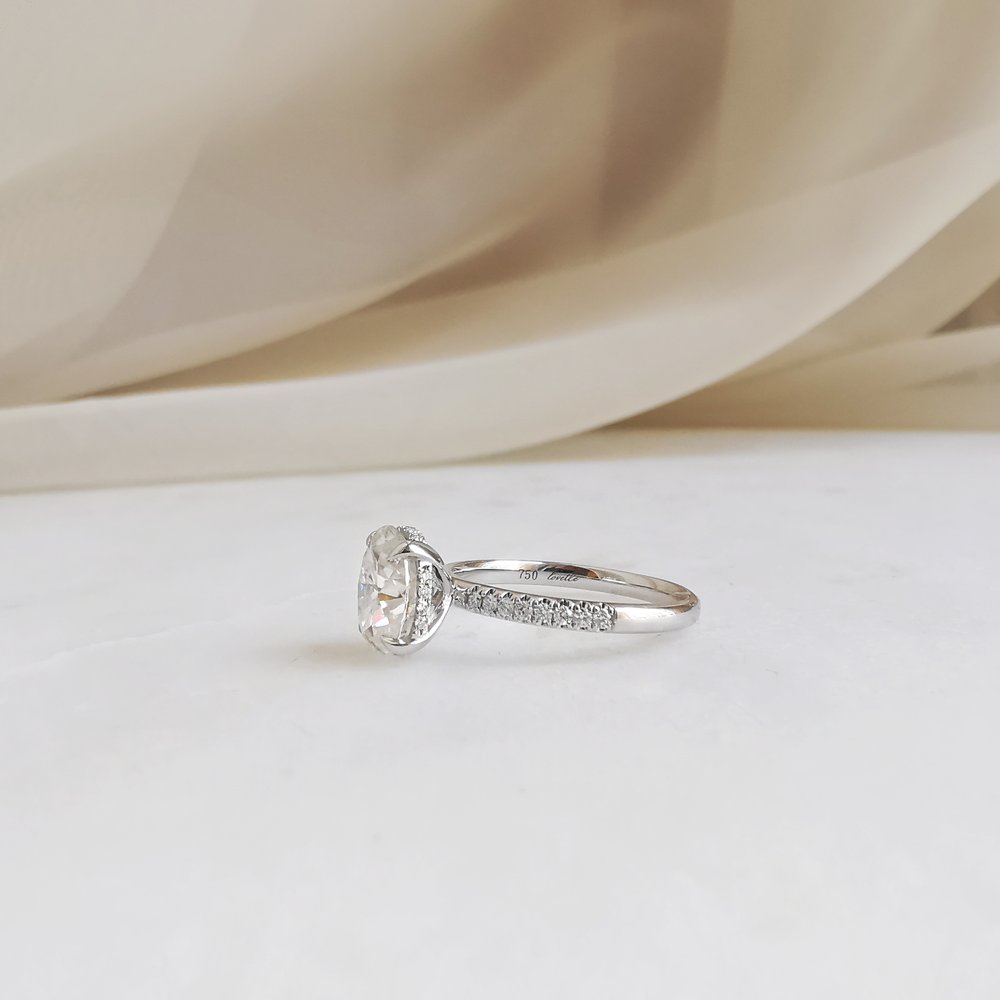 2 CT Oval Pave Moissanite Engagement Ring