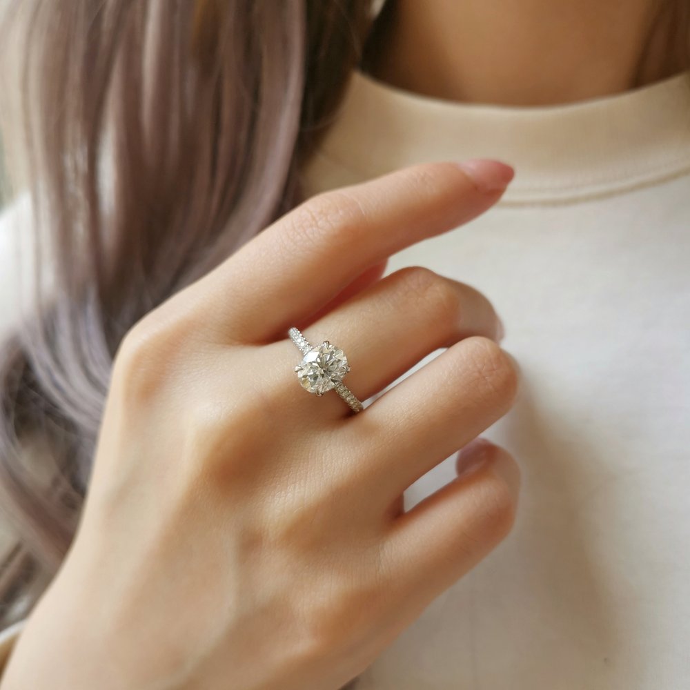 2 CT Oval Pave Moissanite Engagement Ring