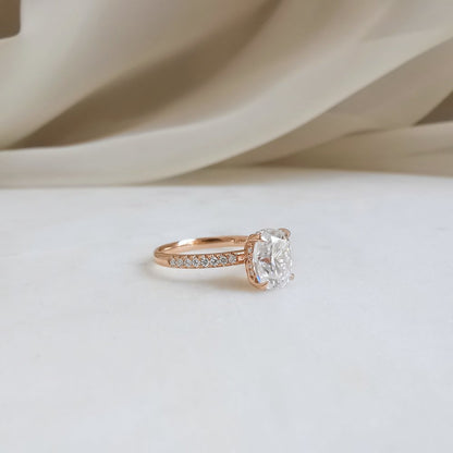 2 CT Oval Pave Moissanite Engagement Ring