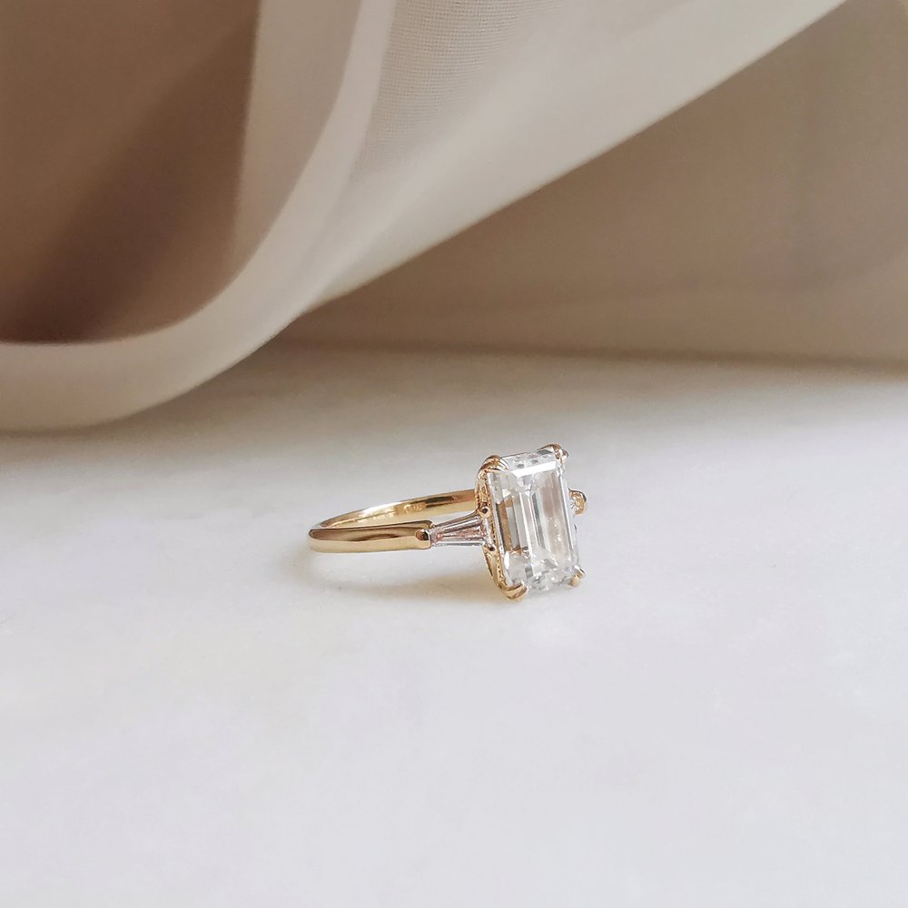 1.7 CT Emerald Three Stone Moissanite Engagement Ring