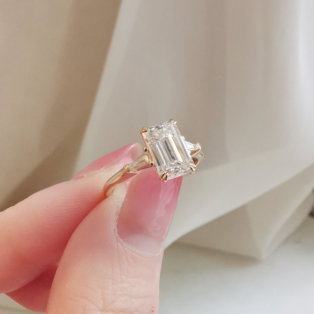 1.7 CT Emerald Three Stone Moissanite Engagement Ring