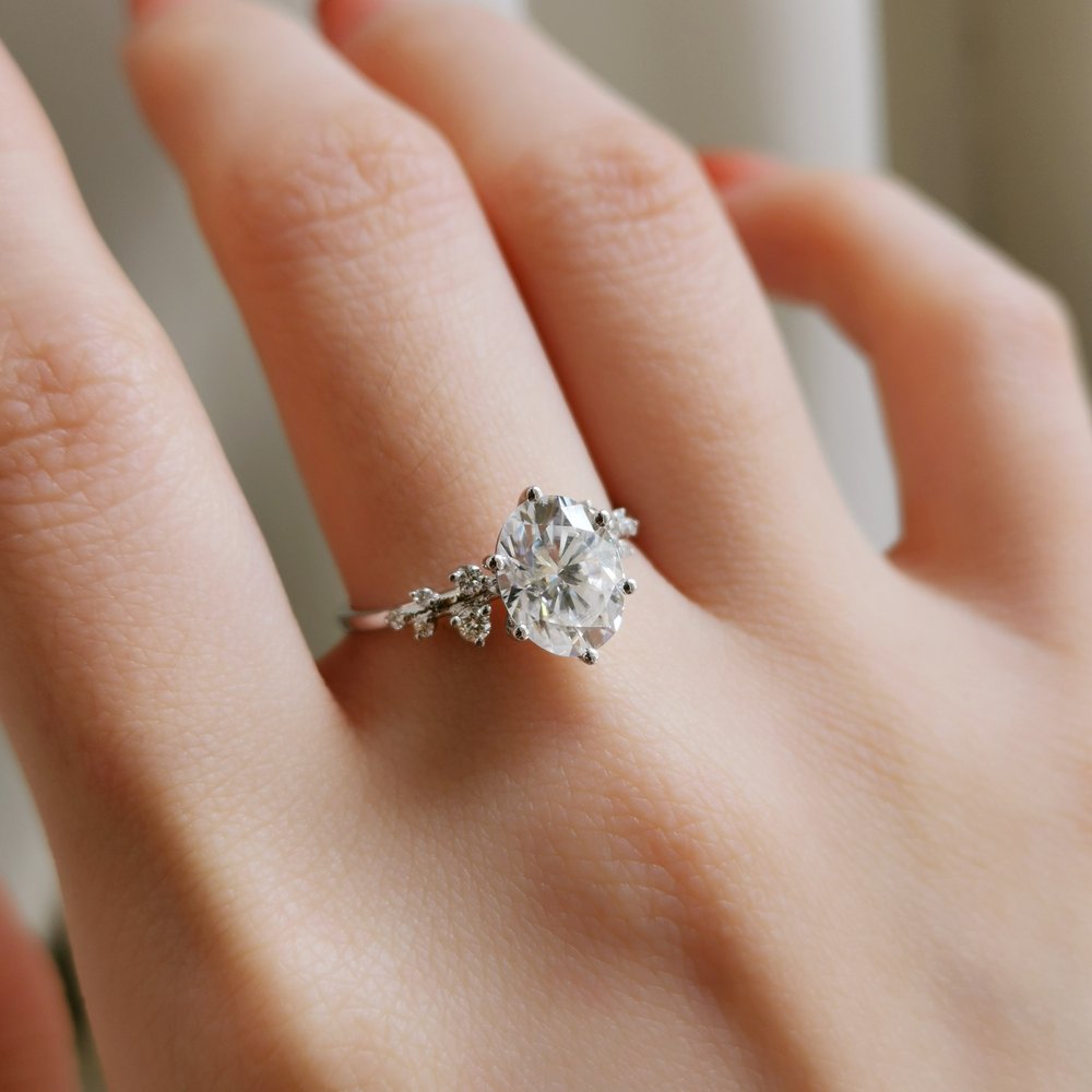 2 CT Round Cluster Moissanite Engagement Ring