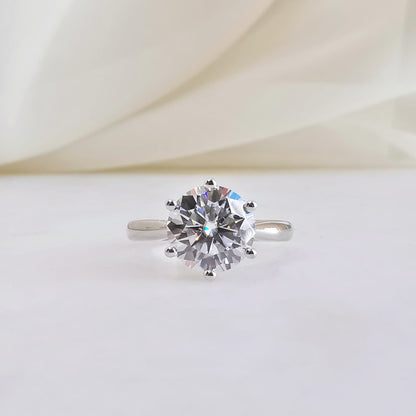2.5 CT Round Solitaire Moissanite Engagement Ring