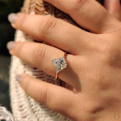 1 CT Pear Cluster Moissanite Engagement Ring