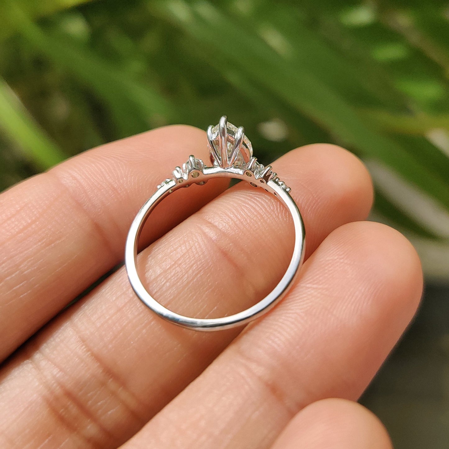 1 CT Pear Cluster Moissanite Engagement Ring