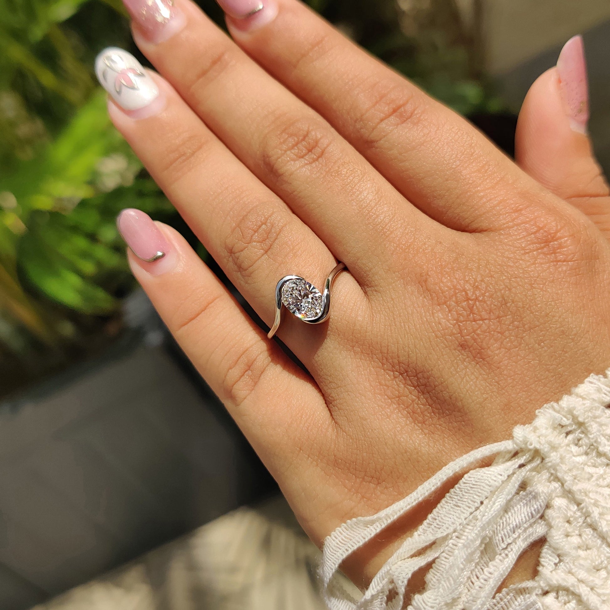 1 CT Oval Solitaire Moissanite Engagement Ring