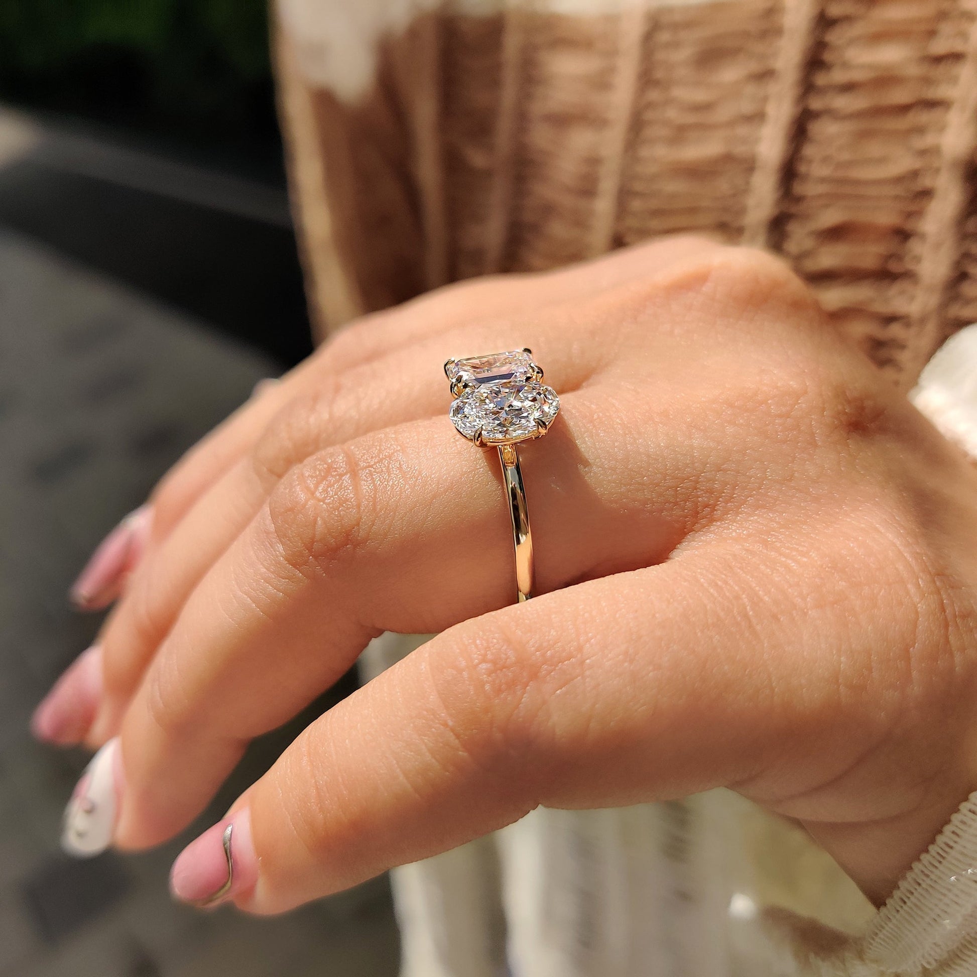 1.25 TCW Emerald & Oval Toi Et Moi Moissanite Engagement Ring