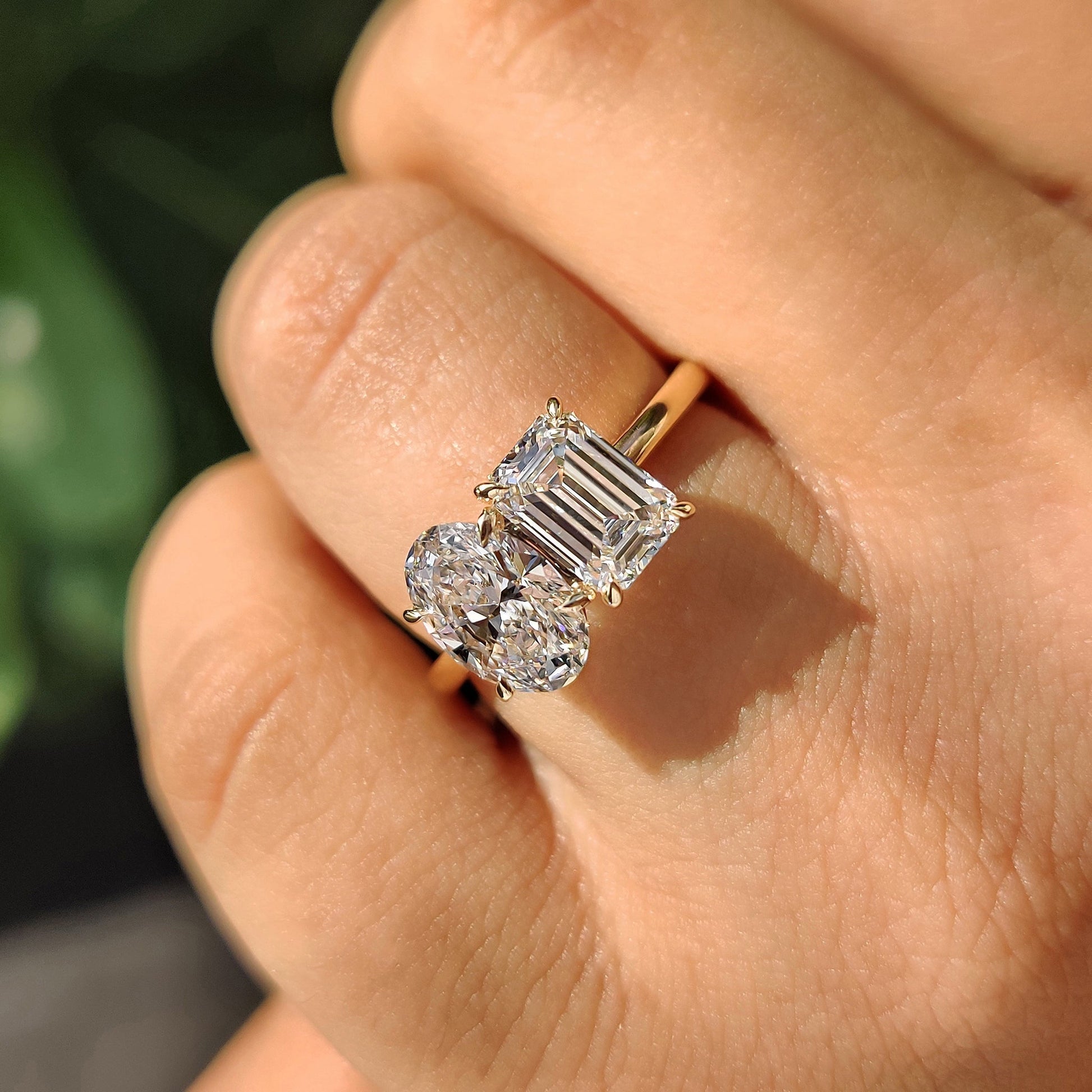 1.25 TCW Emerald & Oval Toi Et Moi Moissanite Engagement Ring