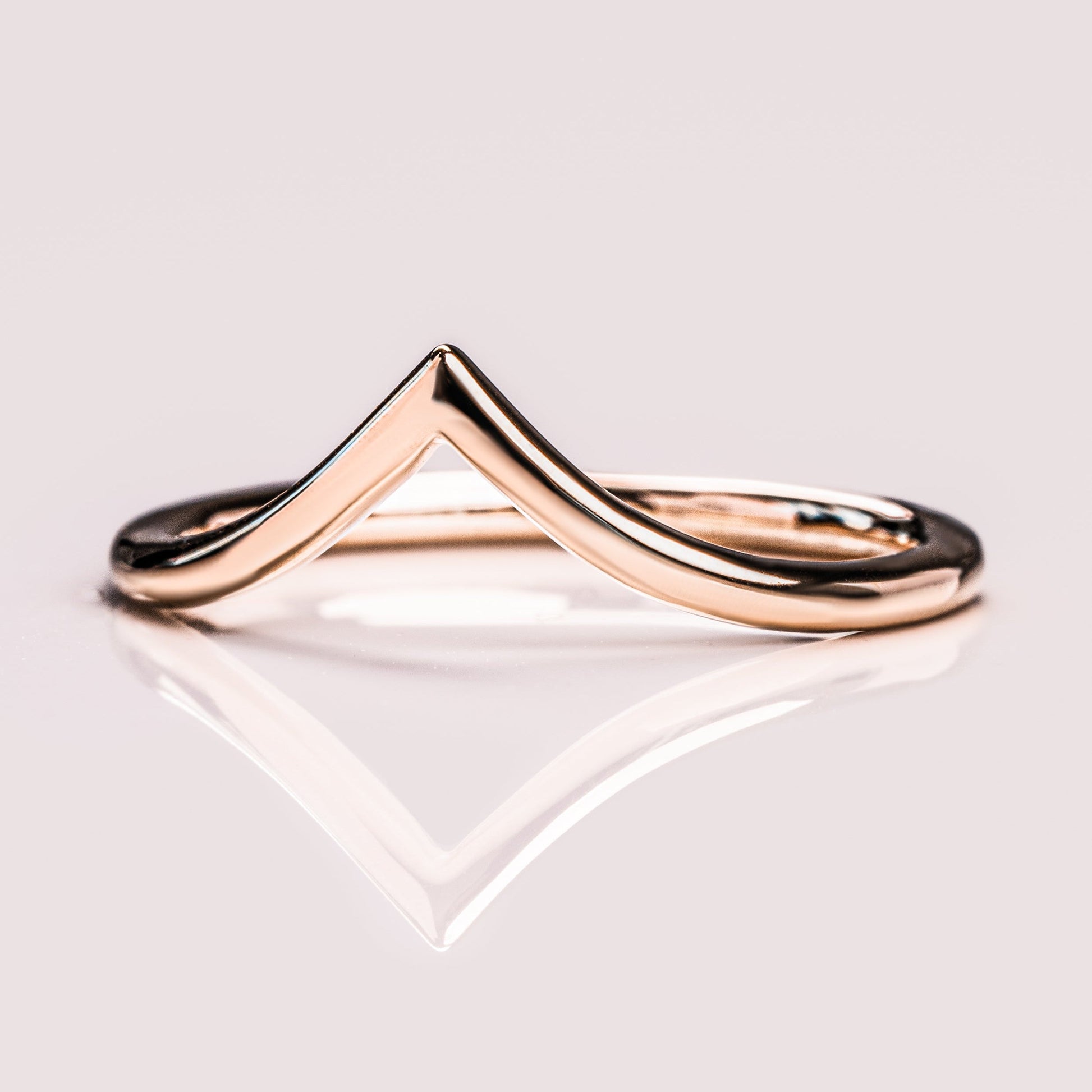 Classic Curved Wedding Band