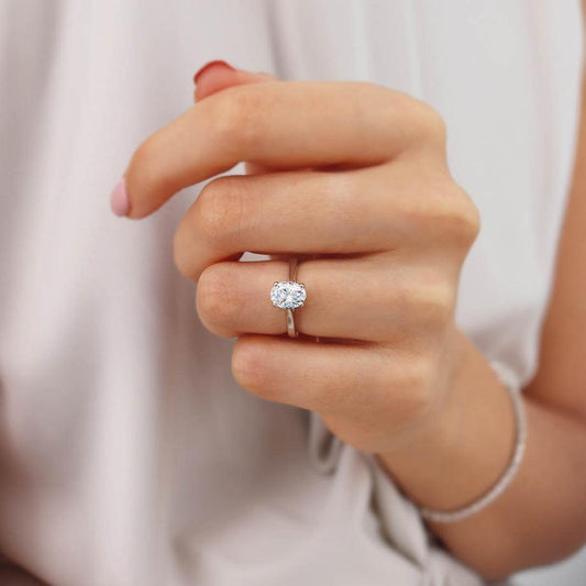 1.5 CT Oval Solitaire Moissanite Engagement Ring