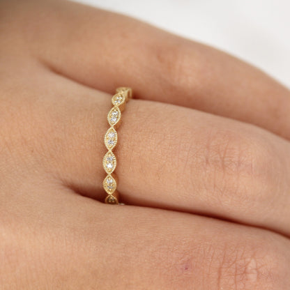 0.1 TCW Round Milgrain Moissanite Wedding Band