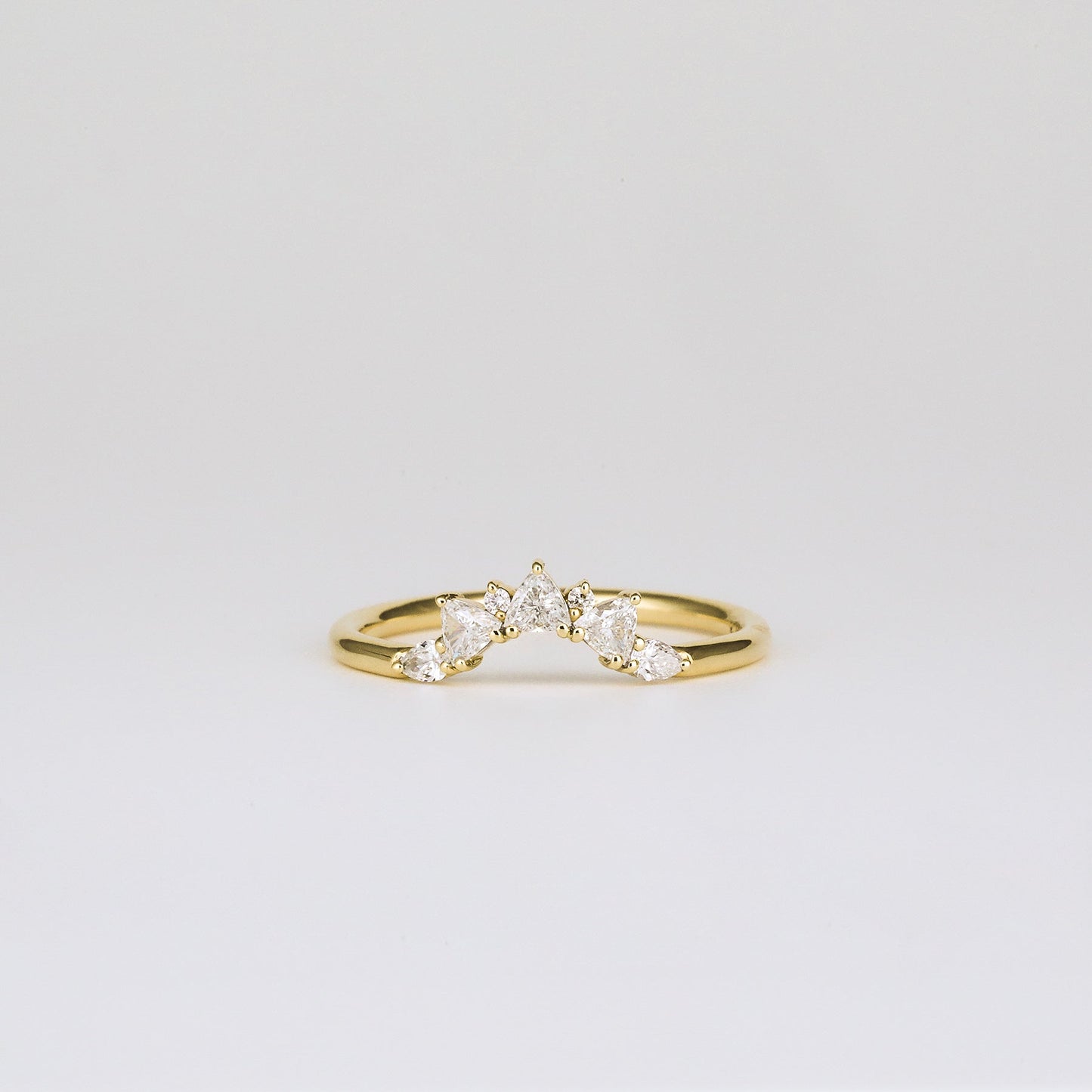 0.30 TCW Trillion & Round Curved Moissanite Wedding Band