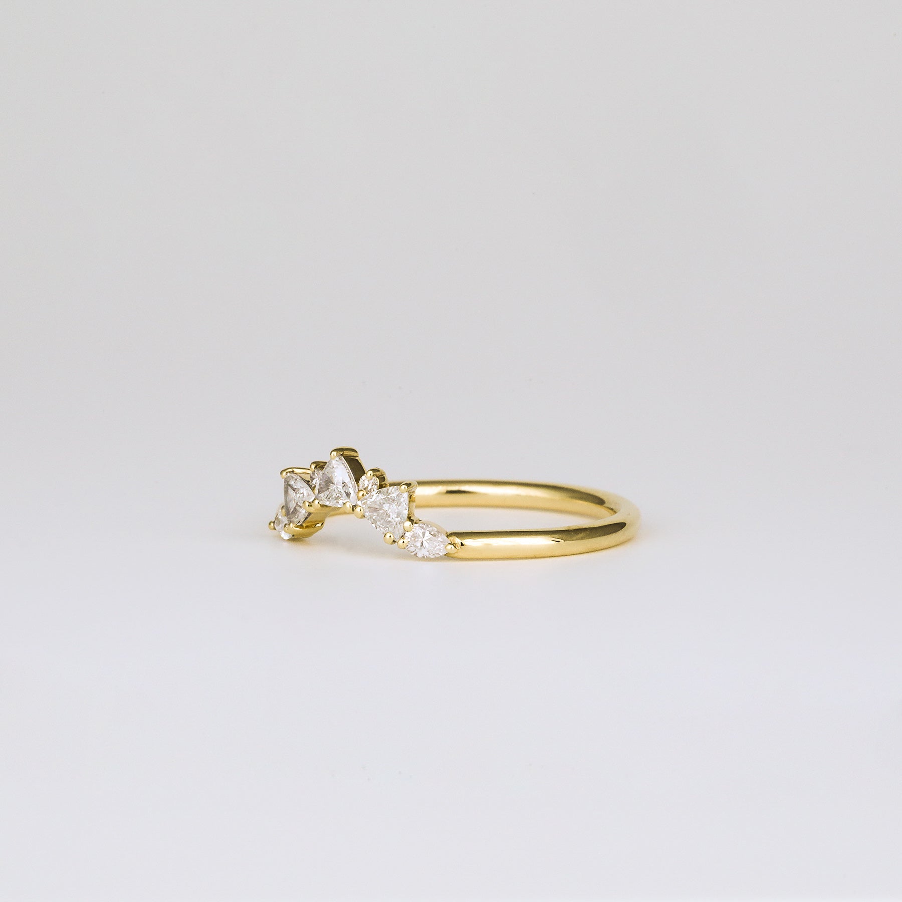 0.30 TCW Trillion & Round Curved Moissanite Wedding Band