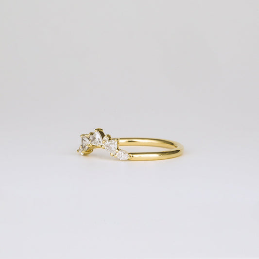0.30 TCW Trillion & Round Curved Moissanite Wedding Band