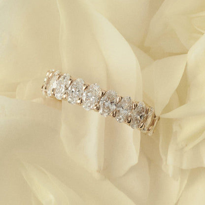 1.60 TCW Oval Half Eternity Moissanite Wedding Band