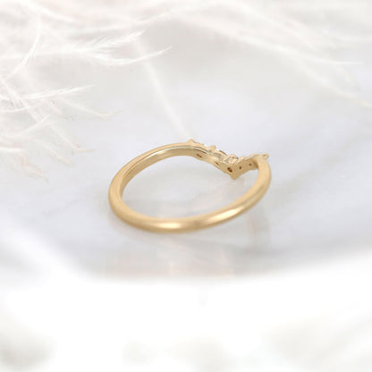 0.15 TCW Marquise & Round Curved Moissanite Wedding Band
