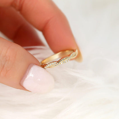 0.11 TCW Round Twisted Moissanite Wedding Band