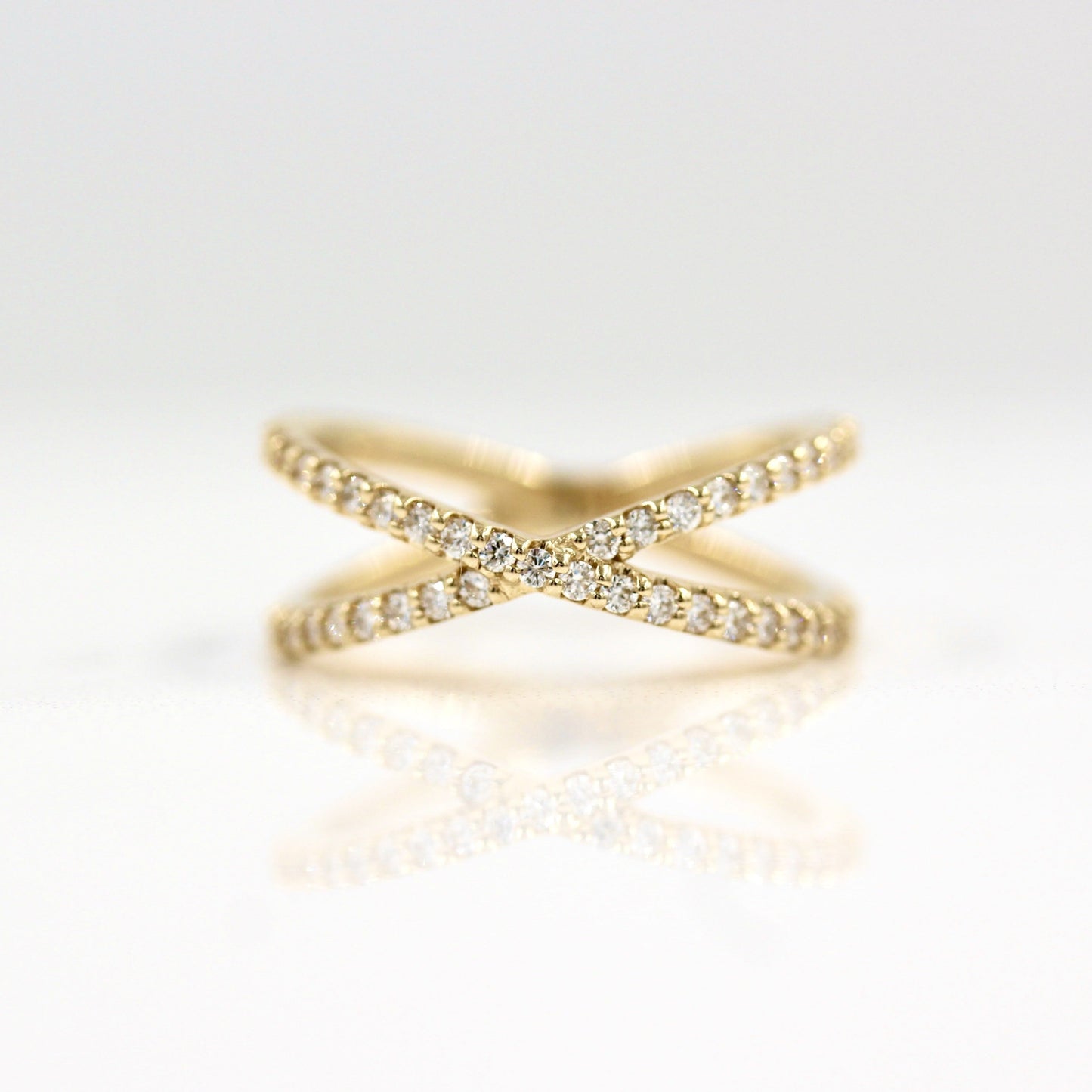 0.51 TCW Round Criss Cross Moissanite Wedding Band