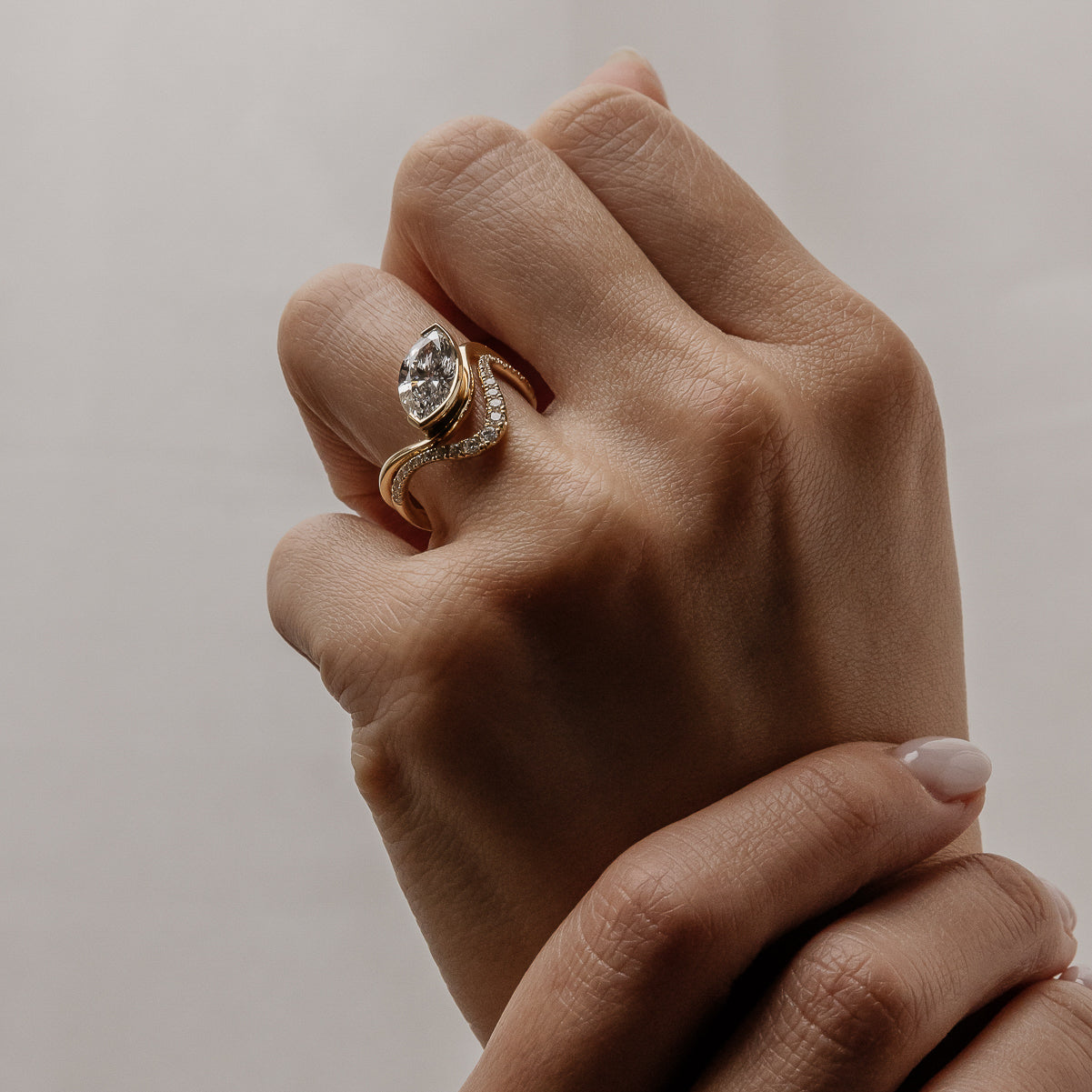 0.28 TCW Round Curved Moissanite Wedding Band