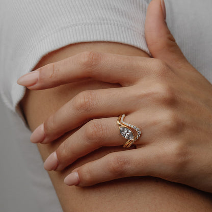 0.28 TCW Round Curved Moissanite Wedding Band