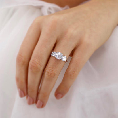 1.5 CT Round Three Stone Moissanite Engagement Ring