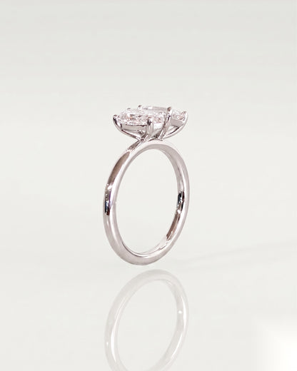 0.75 CT Emerald Toi Et Moi Moissanite Engagement Ring