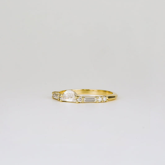 0.25 TCW Half-Moon, Round & Baguette Cluster Moissanite Wedding Band