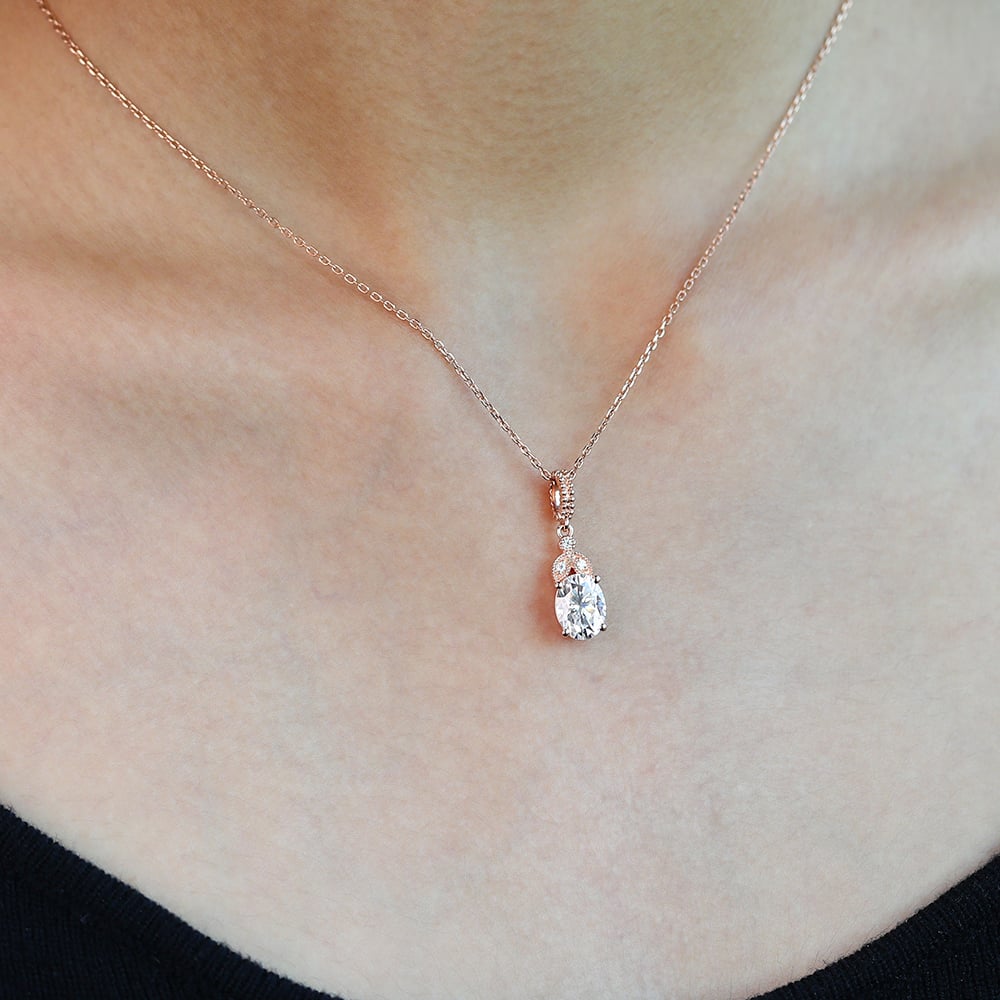 1.8 TCW Oval Moissanite Moissanite Cluster Necklace