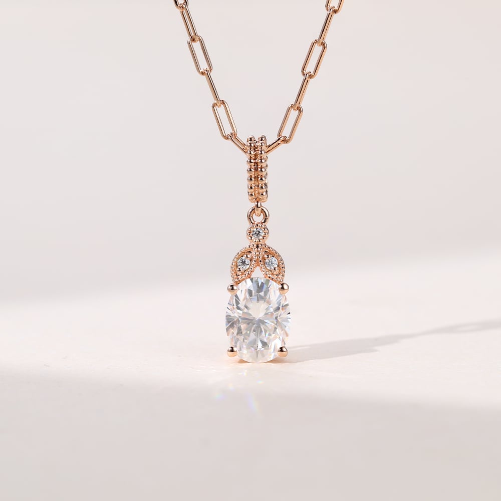 1.8 TCW Oval Moissanite Moissanite Cluster Necklace