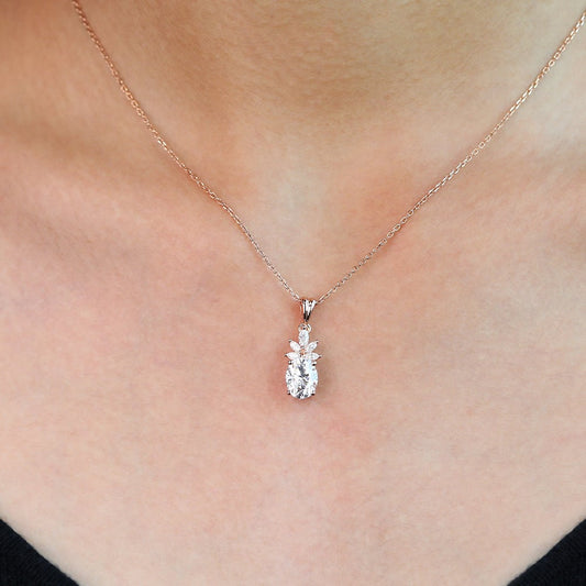 1.24 TCW Oval Moissanite Cluster Necklace