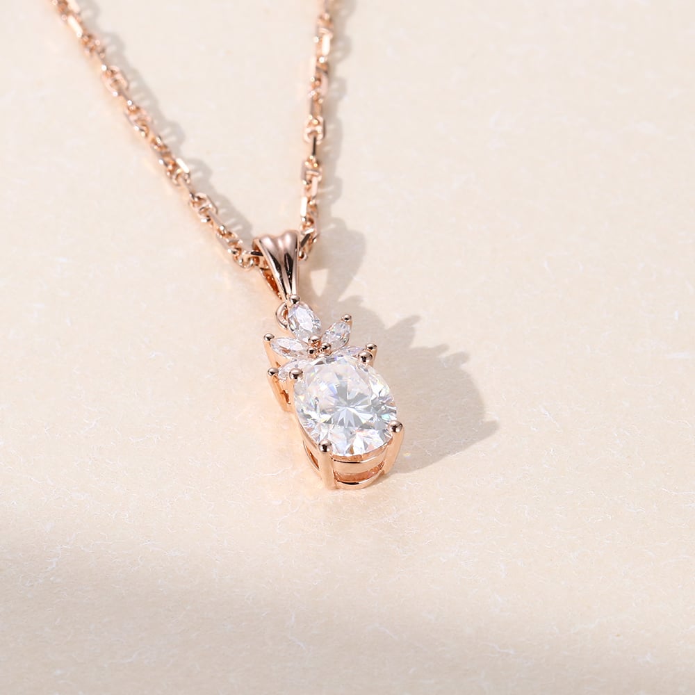 1.24 TCW Oval Moissanite Cluster Necklace