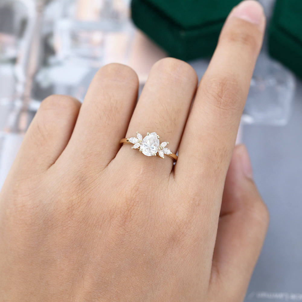 1 CT Pear Cluster Moissanite Engagement Ring