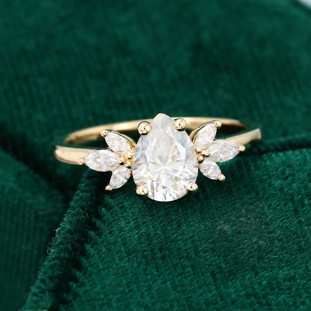 1 CT Pear Cluster Moissanite Engagement Ring