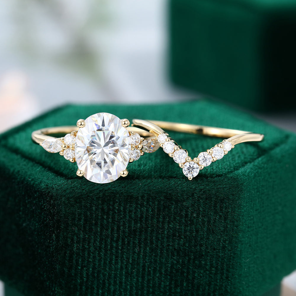 2.72 CT Oval Cluster Moissanite Bridal Set