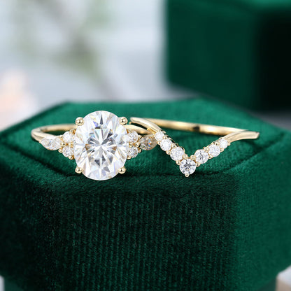 2.72 CT Oval Cluster Moissanite Bridal Set