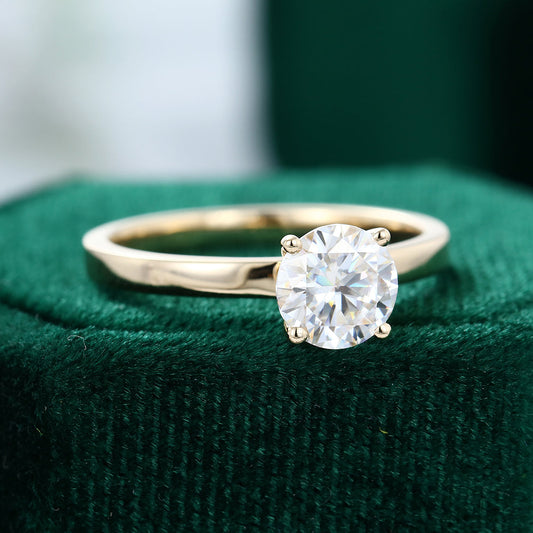 1.10 CT Round Solitaire Moissanite Engagement Ring