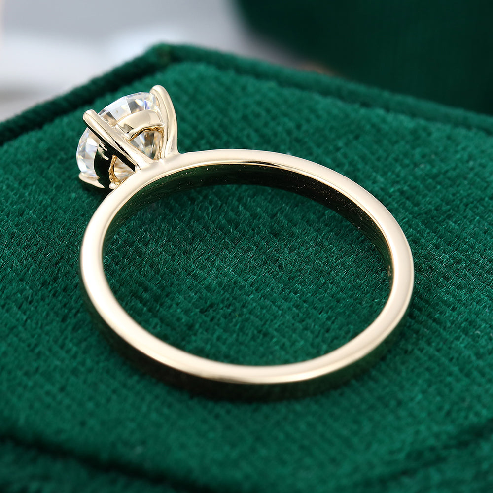1.10 CT Round Solitaire Moissanite Engagement Ring