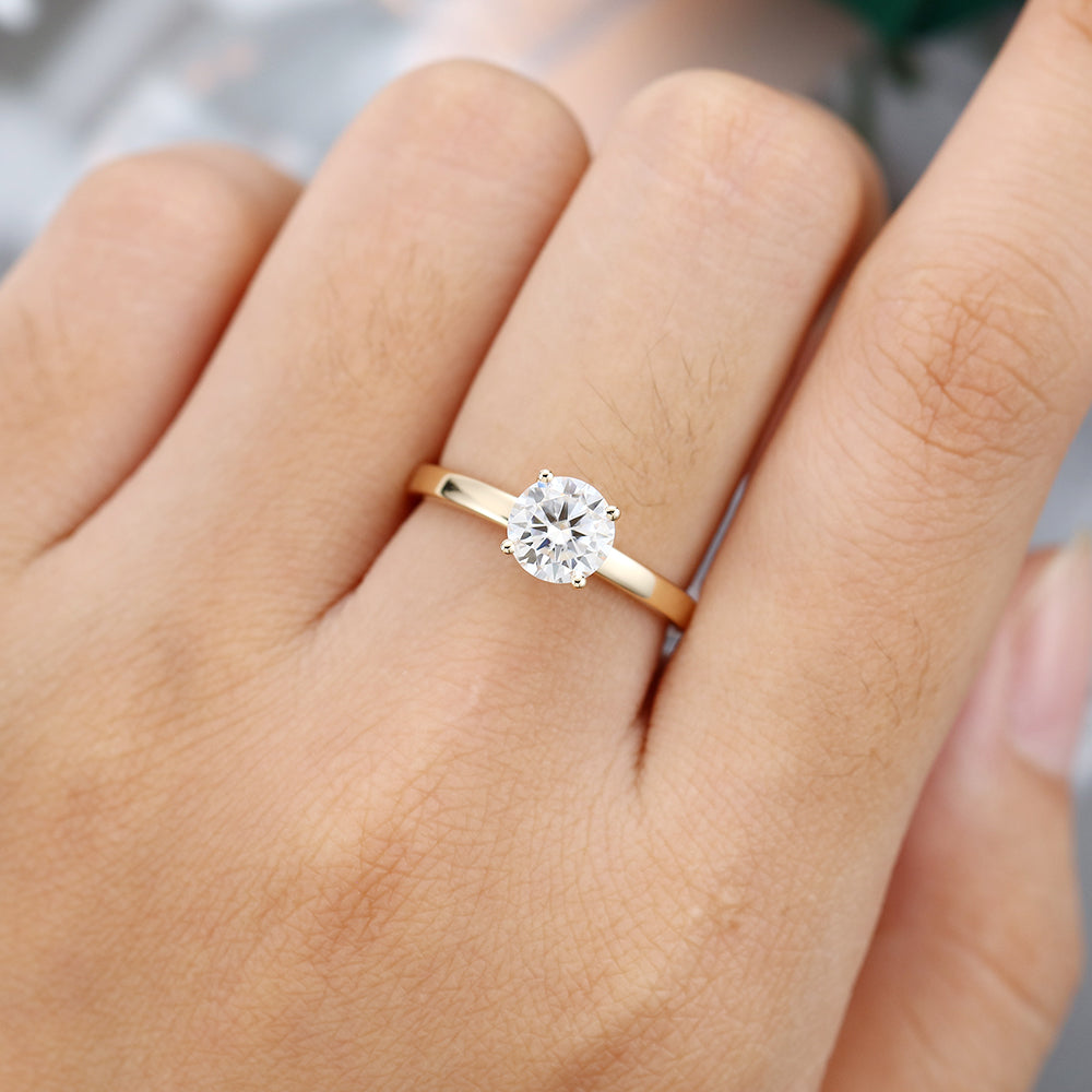 1.10 CT Round Solitaire Moissanite Engagement Ring