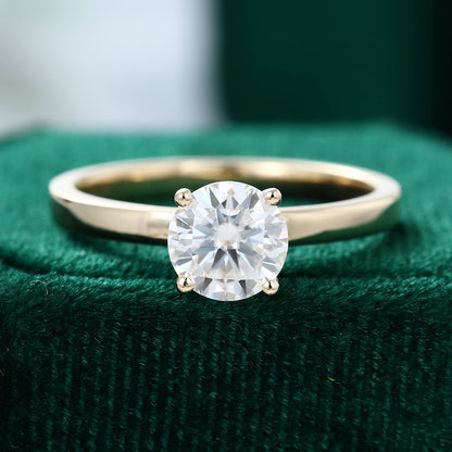 1.10 CT Round Solitaire Moissanite Engagement Ring