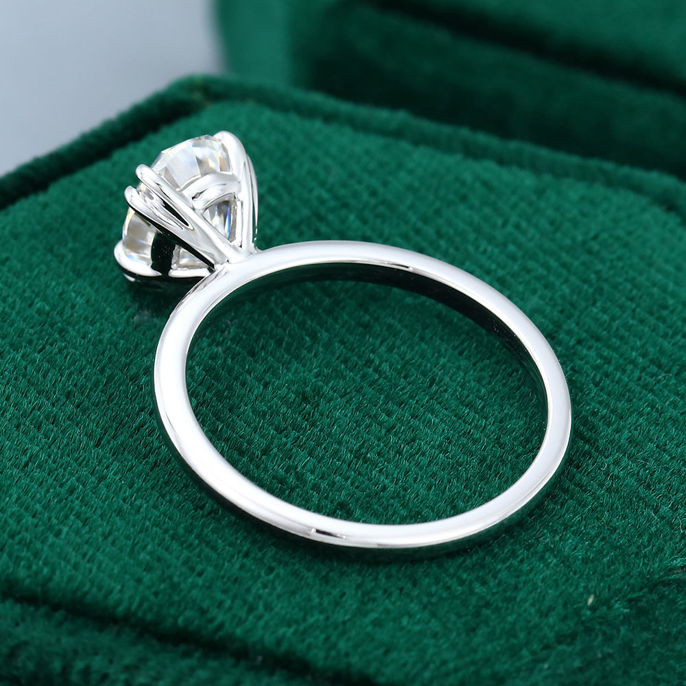 1.33 CT Oval Solitaire Moissanite Engagement Ring